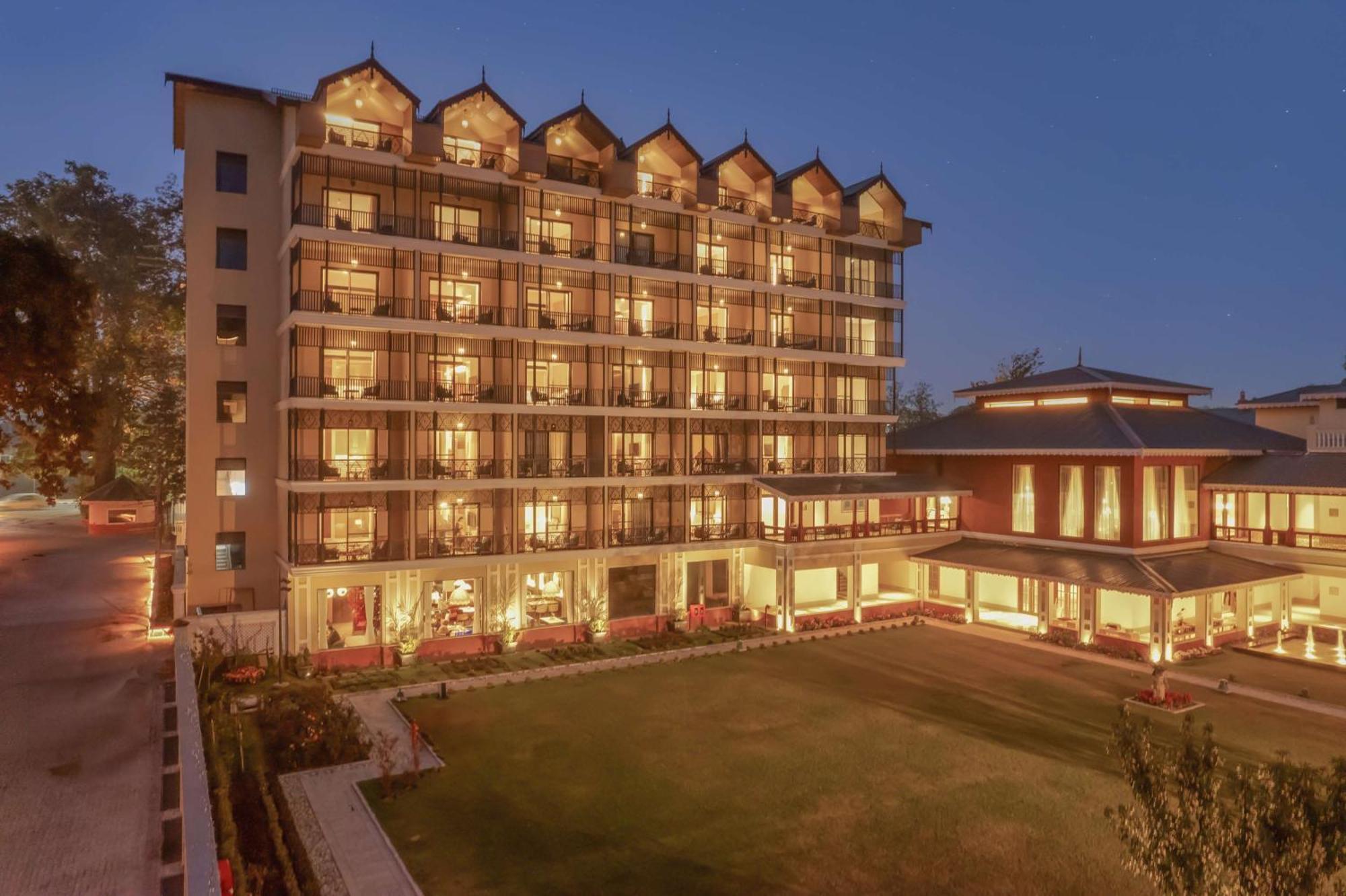 Radisson Collection Hotel & Spa, Riverfront Srinagar Exteriör bild